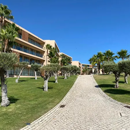 Semesterbostad Herdade Dos Salgados *